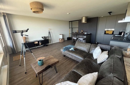 Municipality of Velsen Copropriété | Rustig Appartement met Uitzicht op zee