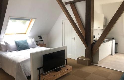Lekkum Appartement | Rustig logeerverblijf aan de rand van de stad