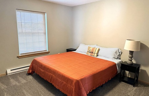 Crosby Appartement | Rusty Rim Bike House, Centrally located, 2 bed 1 bath