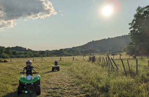 Osceola Location De VR | Rv boondocking spot on our 165 acre farm with salmon river!