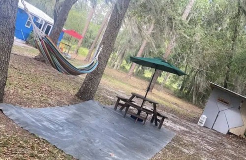 Edgar Location De VR | Peaceful campground RV/Camper Space with Lake view & Free Parking 🅿