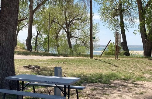 Lemoyne Location De VR | RV Camping Site with Water, Electric and Sewer Hookups!