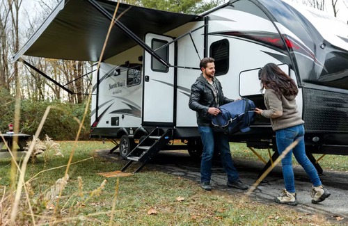 Lemoyne Location De VR | RV Camping Site with Water, Electric and Sewer Hookups!