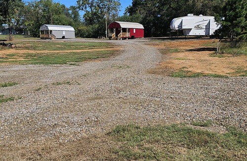 Jerusalem Location De VR | RV Camping spot. Get away from it all when you stay under the stars.
