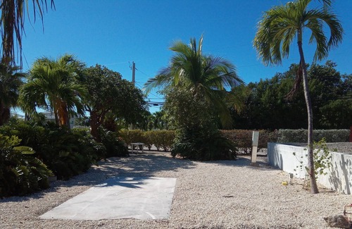 Cutthroat Harbor Estates Maison | RV lot! 5 night minimum! @ Venture Out!