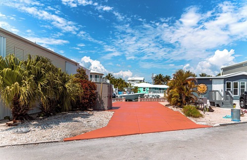 Cutthroat Harbor Estates Location De VR | RV Lot 600 Venture Out, Canal Front, 35ftx70ft