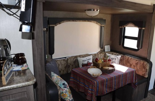 Hemet Maison | RV, quiet place in the mountain