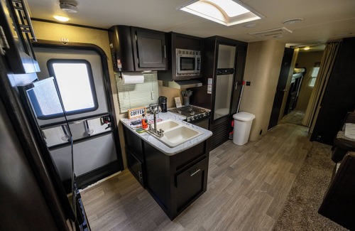 Wilkinson Maison | RV Site 8 Camper - Hatfield McCoy Trails