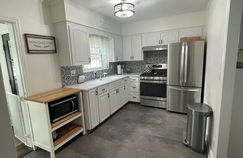Farmingdale Maison | Ryder Cup 2025 Housing — Private Farmingdale Home 2 Min Walk to Bethpage