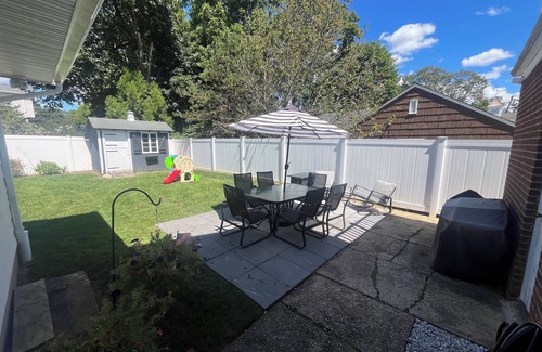 Farmingdale Maison | Ryder Cup 2025 Housing — Private Farmingdale Home 2 Min Walk to Bethpage