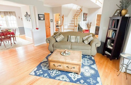 Lake Ronkonkoma Maison | RYDER CUP ACCOMMODATION <30 minutes. CONCIERGE SERVICES AVAILABLE