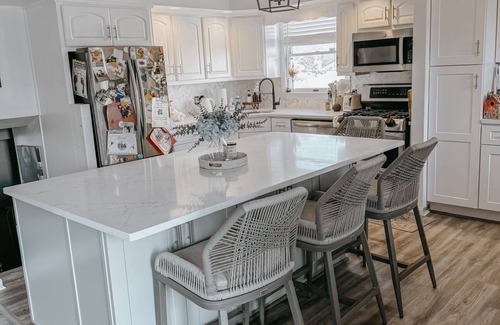 North Massapequa Maison | RYDER CUP home with heated pool down the road from all the action