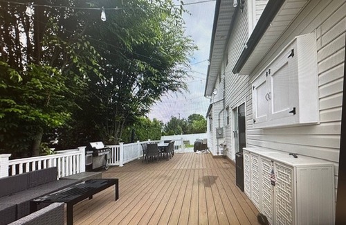Bethpage Maison | Ryder Cup House. Updated 4 BR home Located in Bethpage 1 mile from Golf course.