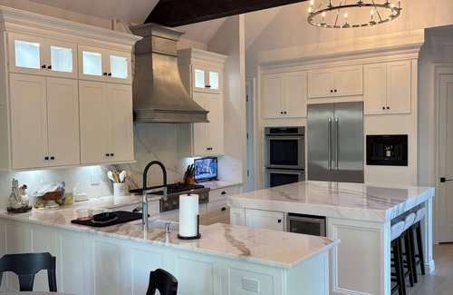 West Hills Maison | Ryder cup rental NEW CUSTOM 3 BEDROOM RANCH 7.2 miles from bethpage black course