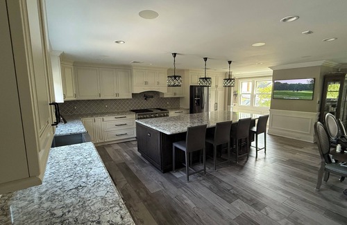 South Farmingdale Maison | Ryder Cup Retreat- Luxury 3 bedroom, 2 miles away from Bethpage Black