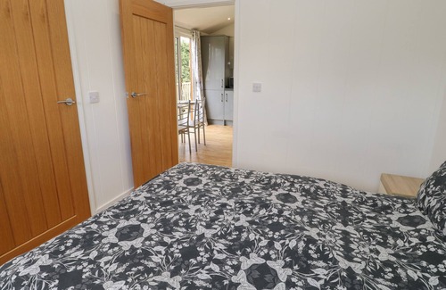 Hutton Rudby Cabine | RYEDALE POD, pet friendly, character holiday cottage in Hutton Rudby