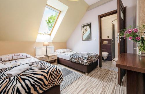 Wielka Wies Maison | RYSIÓWKA pokoje gościnne