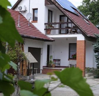 Szentes Maison | Sára Vendégház