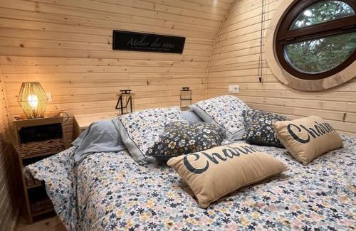 Mornand-en-Forez Maison | Séjour Authentique dans un Tonneau Viticole avec Piscine Chauffée et Mini-Ferme - FR-1-496-325