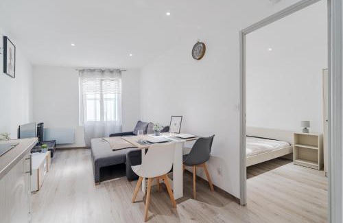 Chatellerault Appartement | Séjour Confort - Proche Gare & Centre - Futuroscope 1