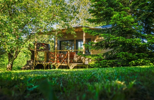 Riocaud Cabine | Séjour détente dans une tiny house et son bain Bordelais