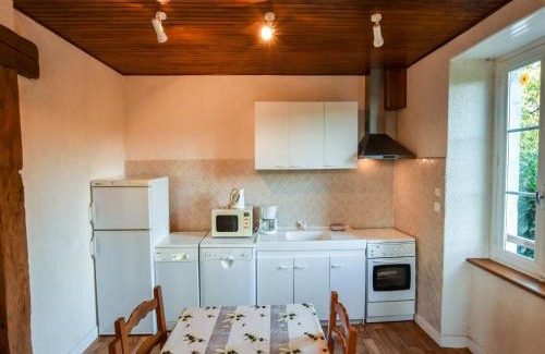 Senezergues Maison | Sénezergues Garden Hideaway