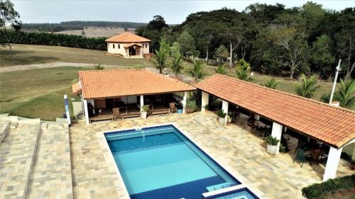 Quadra Maison | Sítio Aconchegante com Piscina e Wi-Fi