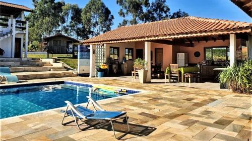 Quadra Maison | Sítio Aconchegante com Piscina e Wi-Fi