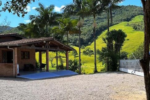 Santo Amaro da Imperatriz Maison | Sítio com piscina incrível