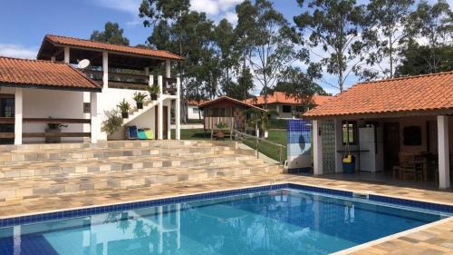 Quadra Maison | Sítio com Piscina e Área de Lazer Completa