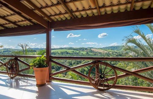 Pedro Leopoldo Maison | Sítio Pandora - Interior de Minas por Carpediem