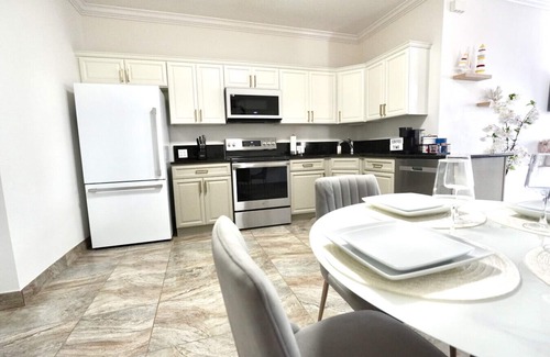 Crescent Beach Copropriété | SōLE 2BD 2BTH-Condo #3