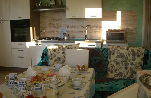 Piscinas Maison | S'olivariu Village Affittacamere - Chambre Lit King-Size avec Douche Accessible