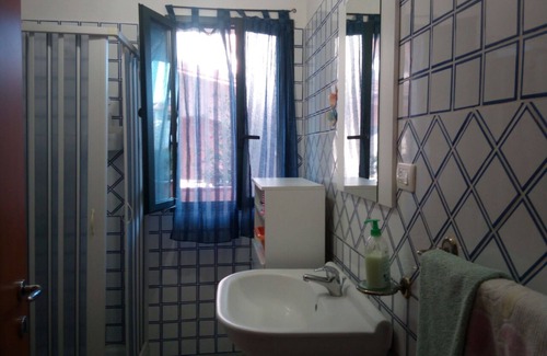 Piscinas Lit Et Petit-Déjeuner | Sa Domu Sarda - Appartement avec Jardin