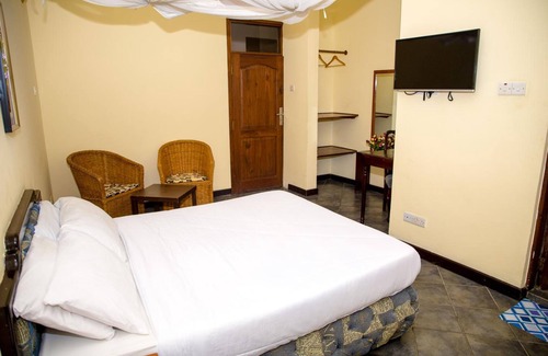 Mikocheni Auberge | Saadani Tourist Center - Hostel