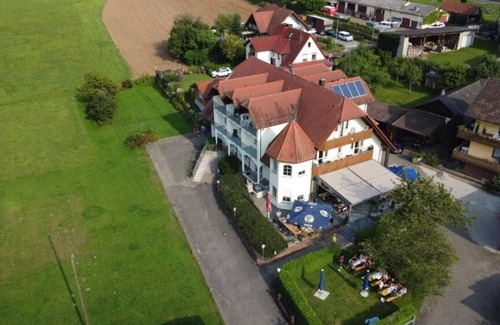 Michelau Hôtel | Saaletalstuben Hotel & Gastronomie