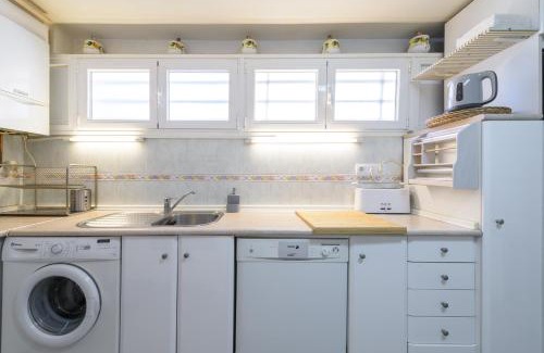Fuencarral Appartement | Sabadell calle, casa familiar de 3 dormitorios con terraza junto metro Fuencarral