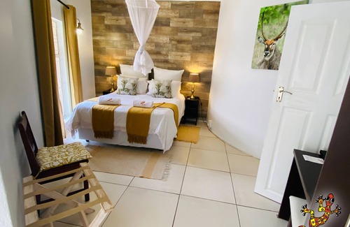 Cork Cabine | Sabie River Bush Lodge