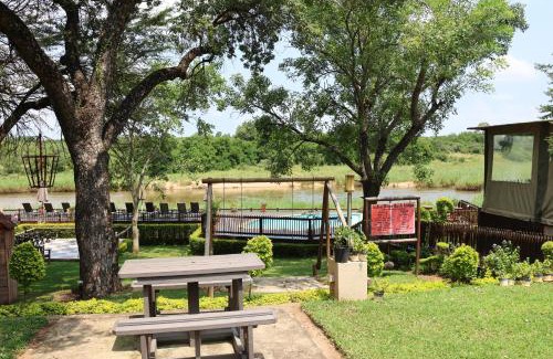 Cork Cabine | Sabie River Bush Lodge