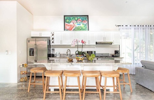 Dominicalito Maison | Sabitha, Lux Private Jungle Property w/pool w/aircon 5 min from Surf Beach Dominical