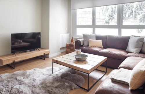 Baqueira Appartement | Saburedo by FeelFree Rentals