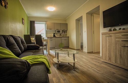 Großengottern Appartement | Sacher´s Quartiere - modern, close to Hainich, Unstrut cycle path and city trips
