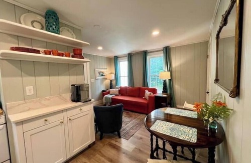 Fryeburg Appartement | Saco River and White Mountains Apartment