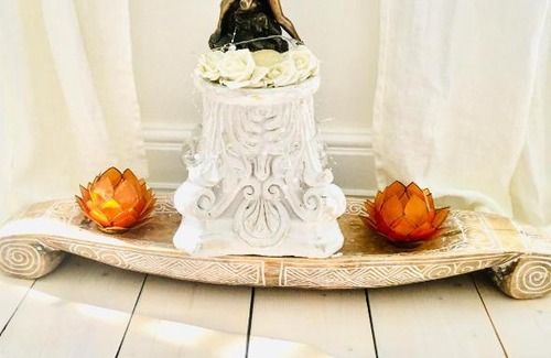 Glastonbury Maison | Sacred Garden Retreat