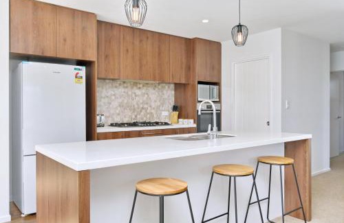 Christchurch Maison | Saddlers Lane - Christchurch Holiday Homes