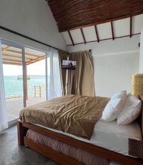 Telukbakau Station Balnéaire | Sadi Beach House