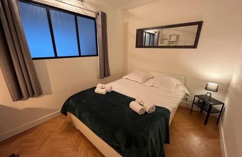 Folie-Couvrechef Appartement | Sador, Joli appt proche mémorial de Caen