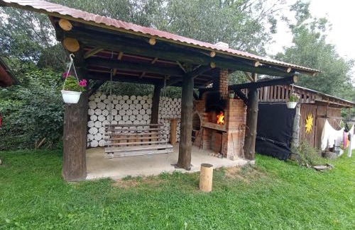 Podobovets Maison | Sadyba Sunny House