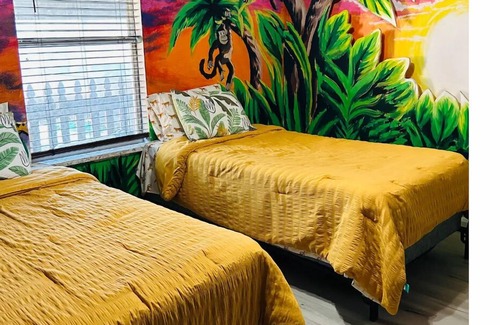 Deltona Lakes Maison | Safari Home King beds Big Pool