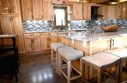Fall River Maison | Luxurious Lodge with Hot Tub at Fall River Lake for Family, Hunting or Fishing!